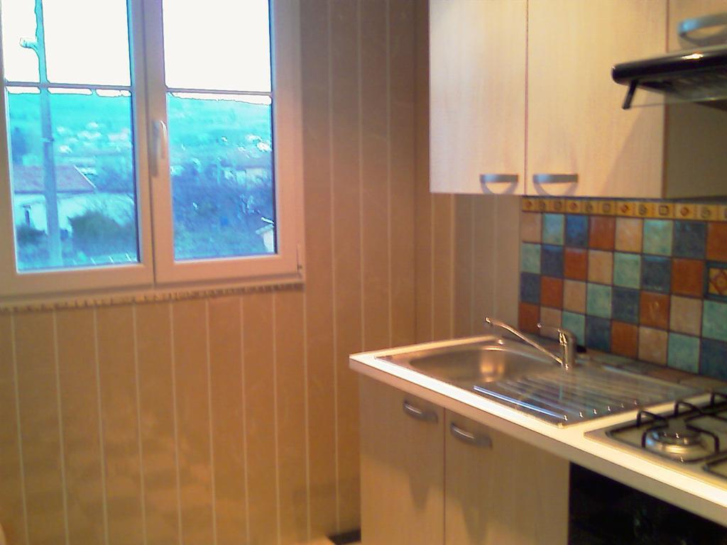Apartment Albert Parking Prive Gratuit Limoux Dış mekan fotoğraf
