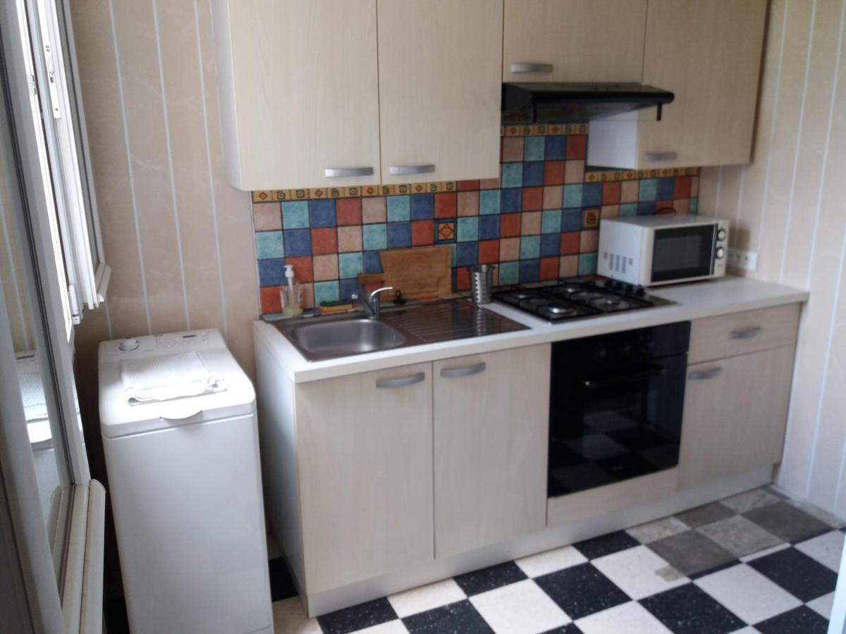 Apartment Albert Parking Prive Gratuit Limoux Dış mekan fotoğraf